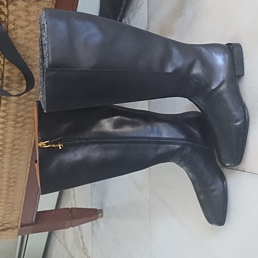 Tory Burch -Elegant Black Leather Knee-High Boots